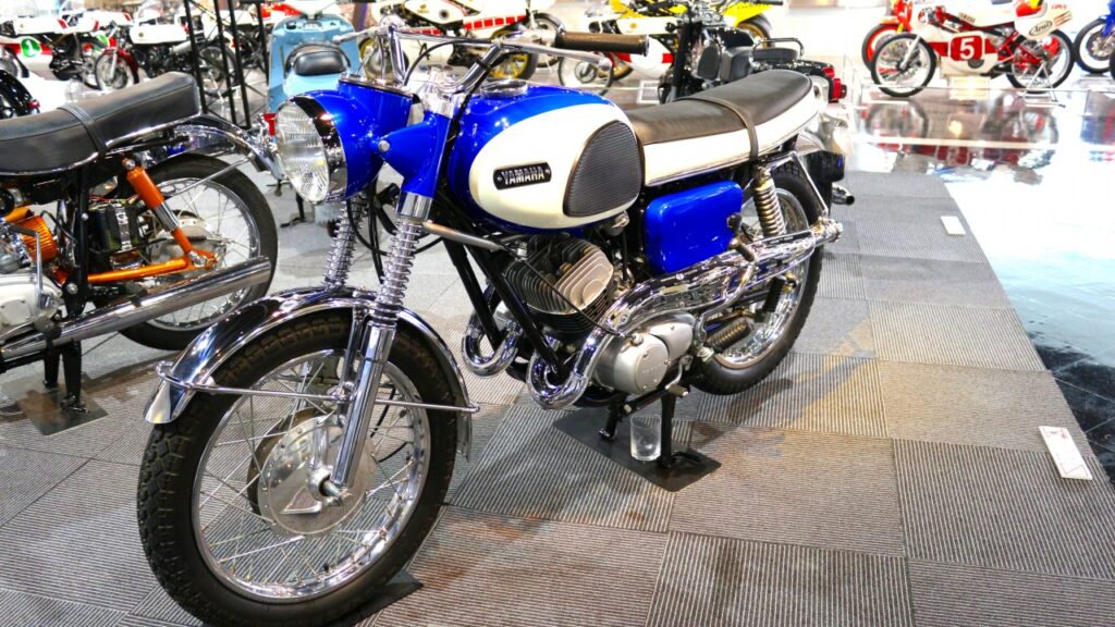 YAMAHA YDS-3C 1966年