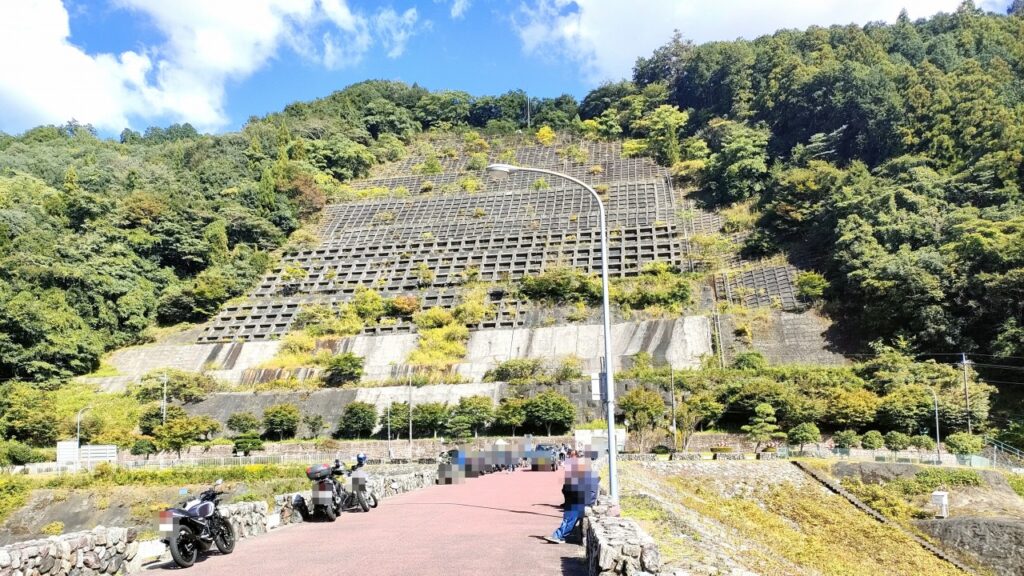 有馬ダムと名栗湖