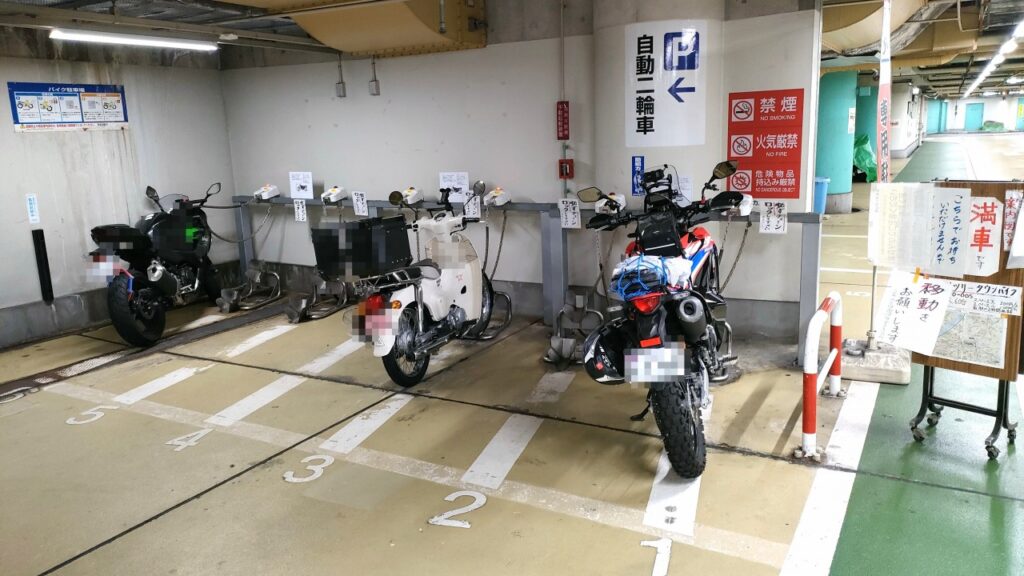 雷門地下バイク駐輪場