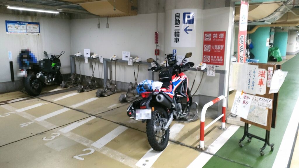 雷門地下バイク駐輪場