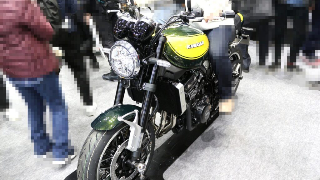 カワザキ Z900RS Yellow Ball Edition