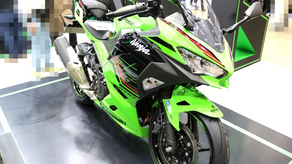 カワサキ Ninja 400