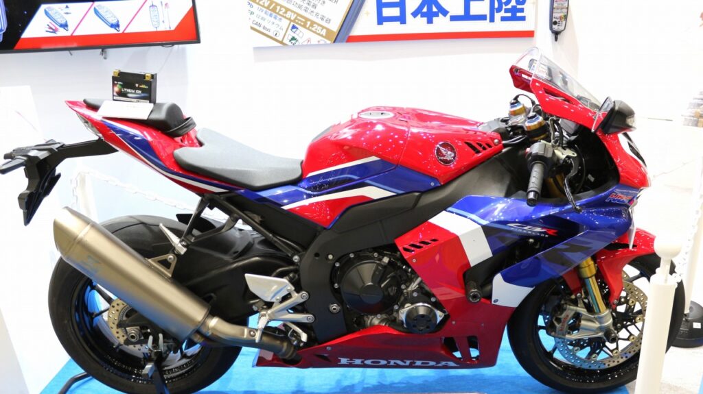 ホンダ CBR1000RR-R FIREBLADE