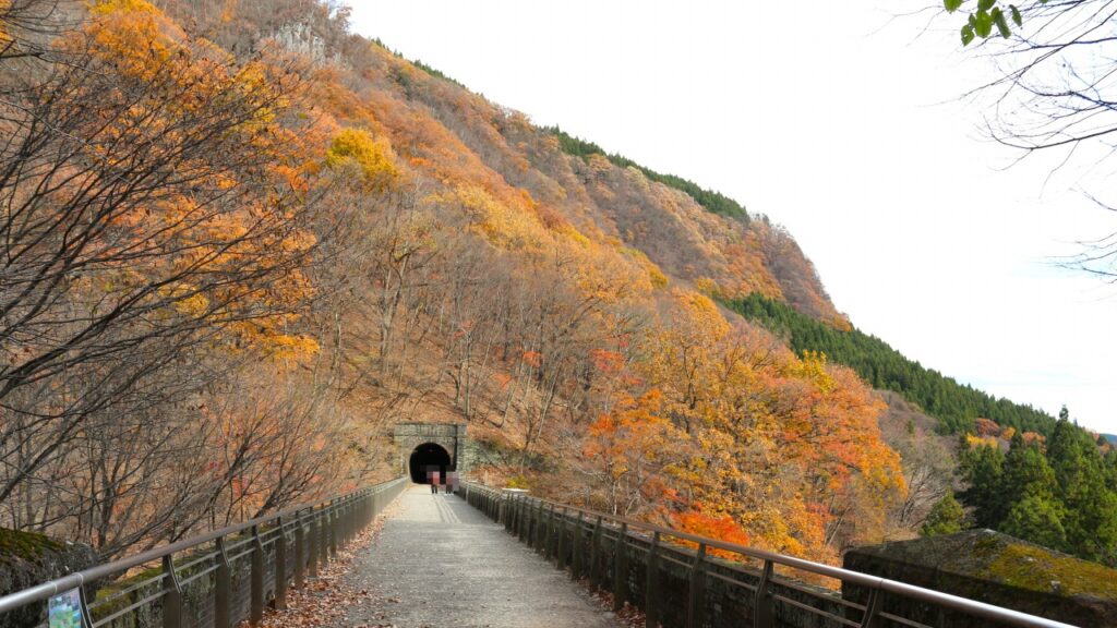 妙義山　めがね橋（碓氷第三橋梁）アプトの道