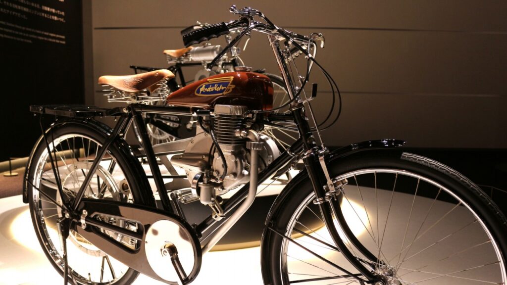 ホンダ　自転車用補助エンジン　1947年