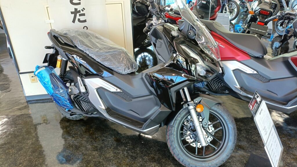 ホンダ　ADV160