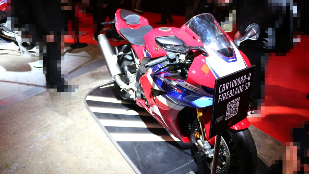 ホンダ CBR1000RR-R ファイヤーブレード SP