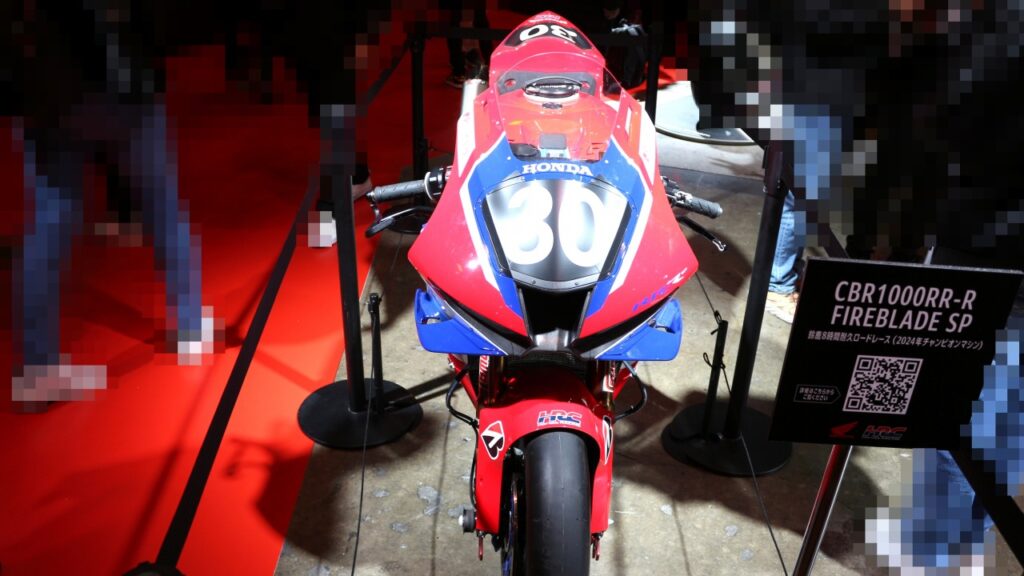 ホンダ CBR1000RR-R ファイヤーブレード SP