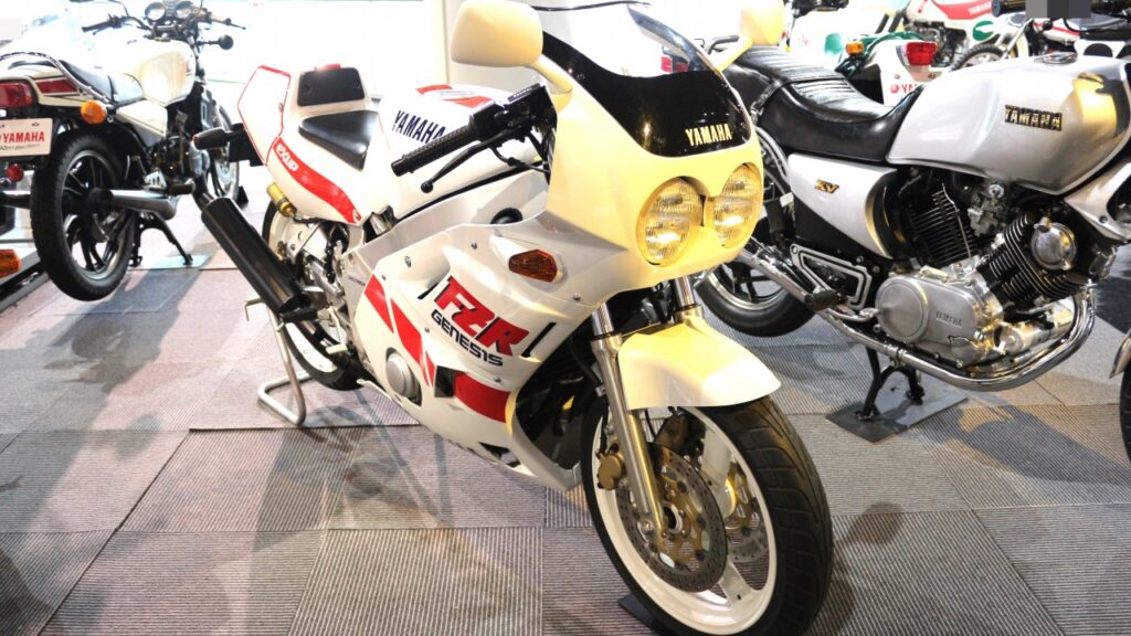 ヤマハ FZR400R 1987年