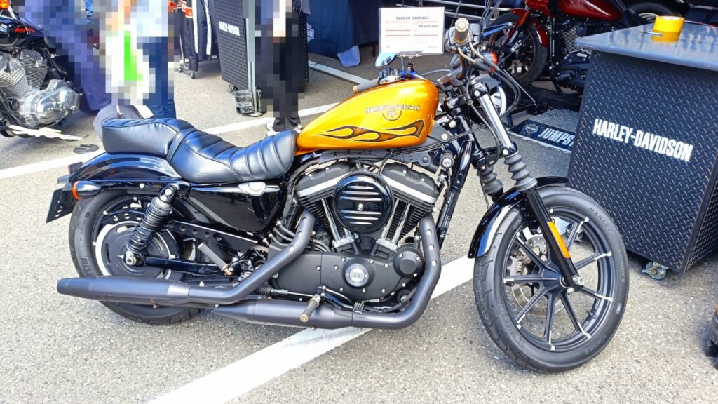 ハーレーダビッドソン XL883N IRON883