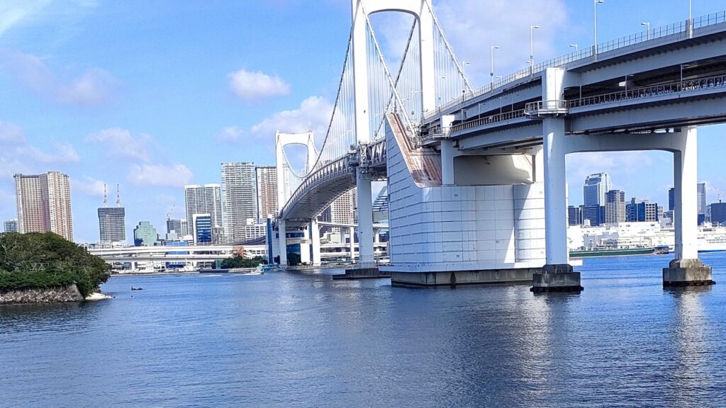 台場公園から見たレインボーブリッジ