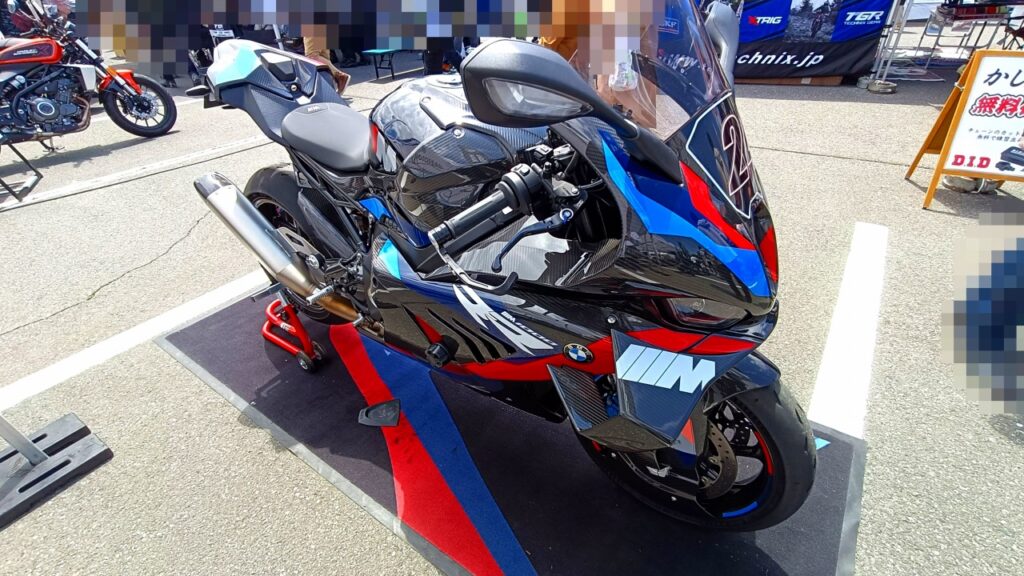 BMW M 1000 RR