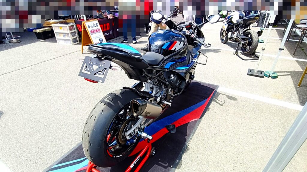 BMW M 1000 RR