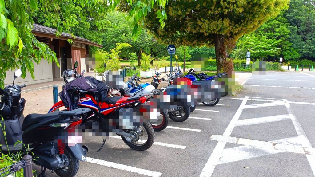 井の頭公園バイク駐車場