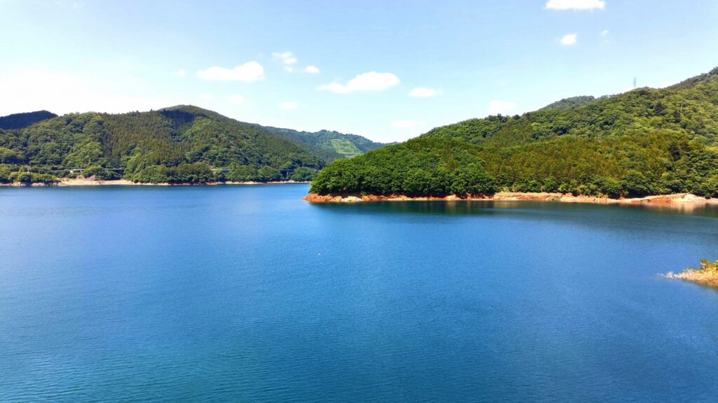 宮ケ瀬湖