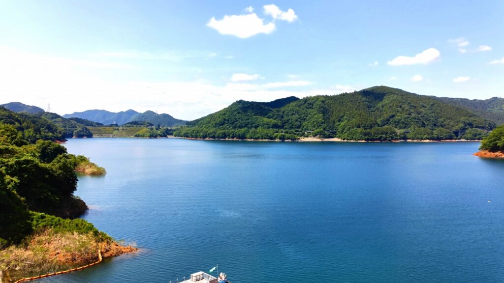 宮ケ瀬湖