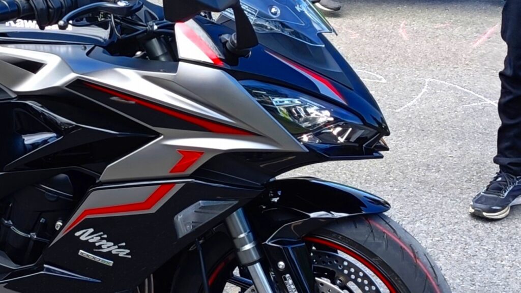 カワサキ Ninja 1000SX