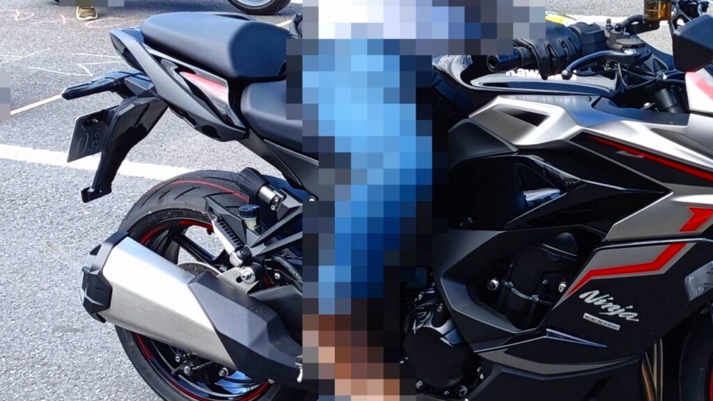 カワサキ Ninja 1000SX