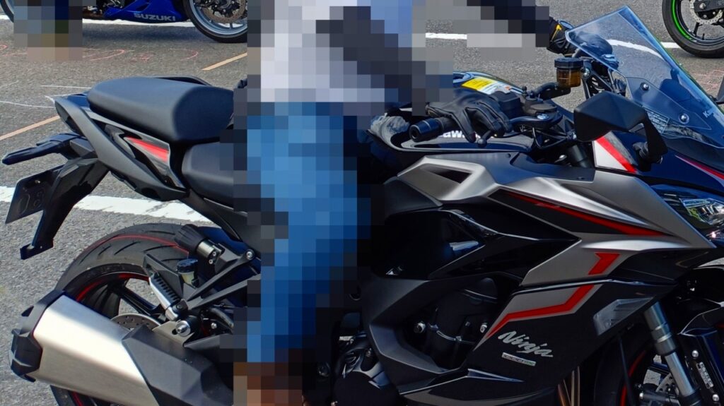 カワサキ Ninja 1000SX