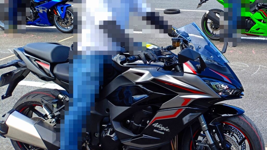 カワサキ Ninja 1000SX