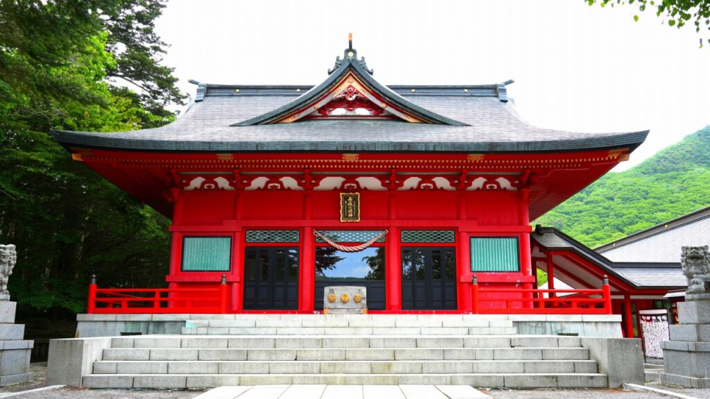 赤城神社 拝殿
