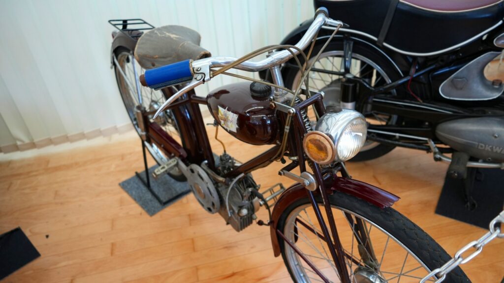 ドゥカティ　クッチョロ　65T　1946年