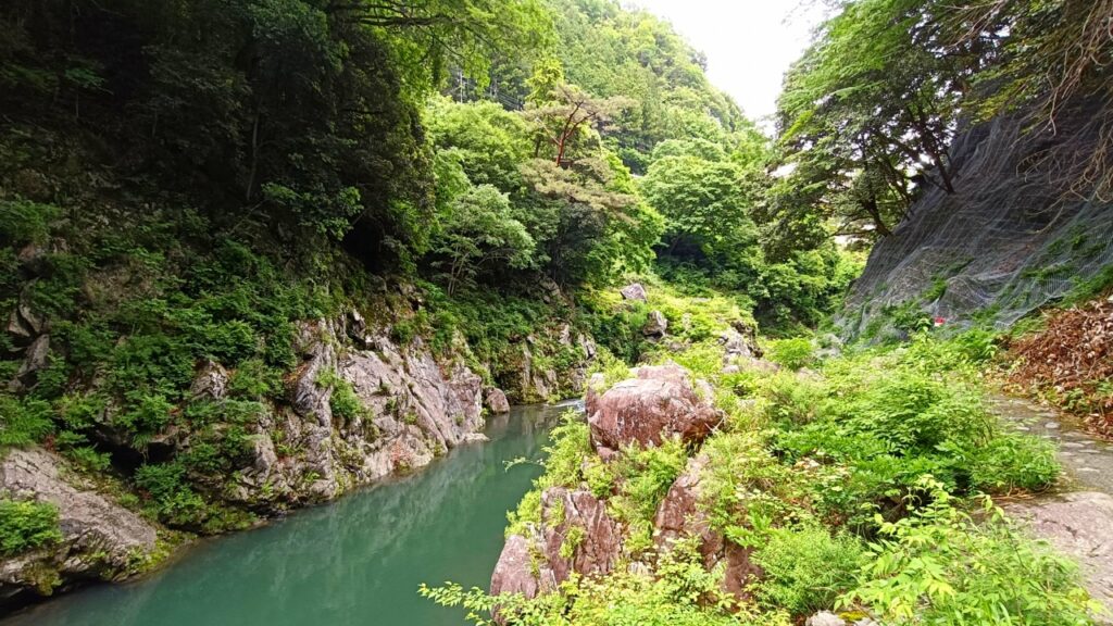 鳩ノ巣渓谷