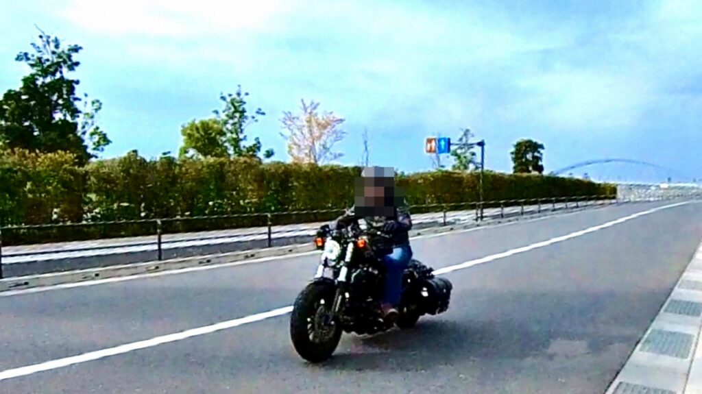 ライディングポジション