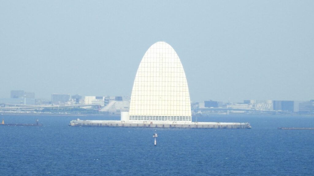 海ほたる 風の塔