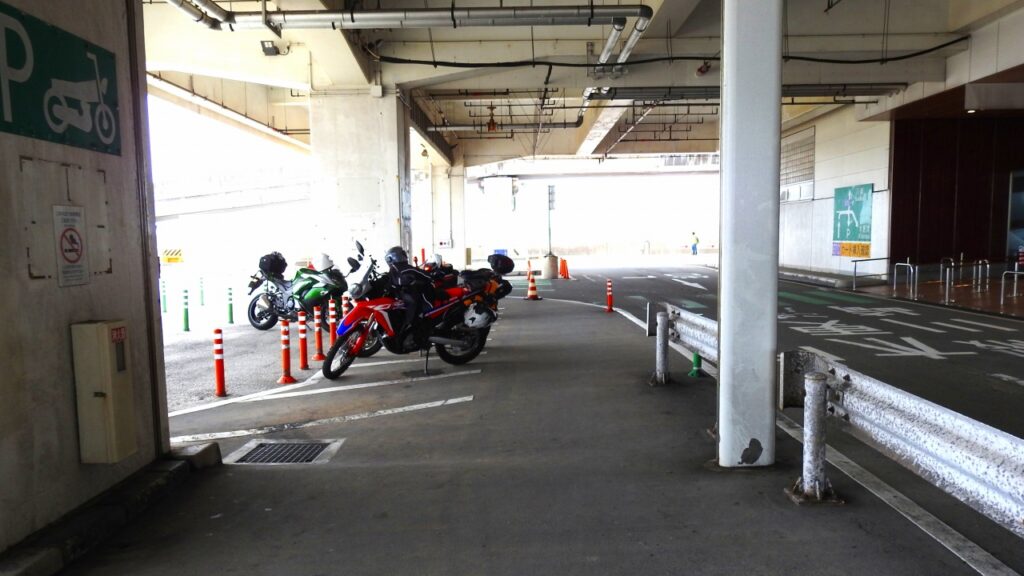 海ほたる 二輪車駐車場