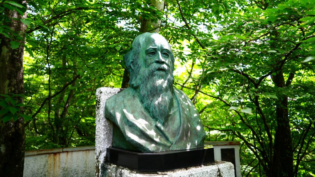 軽井沢 見晴台 タゴールの記念像