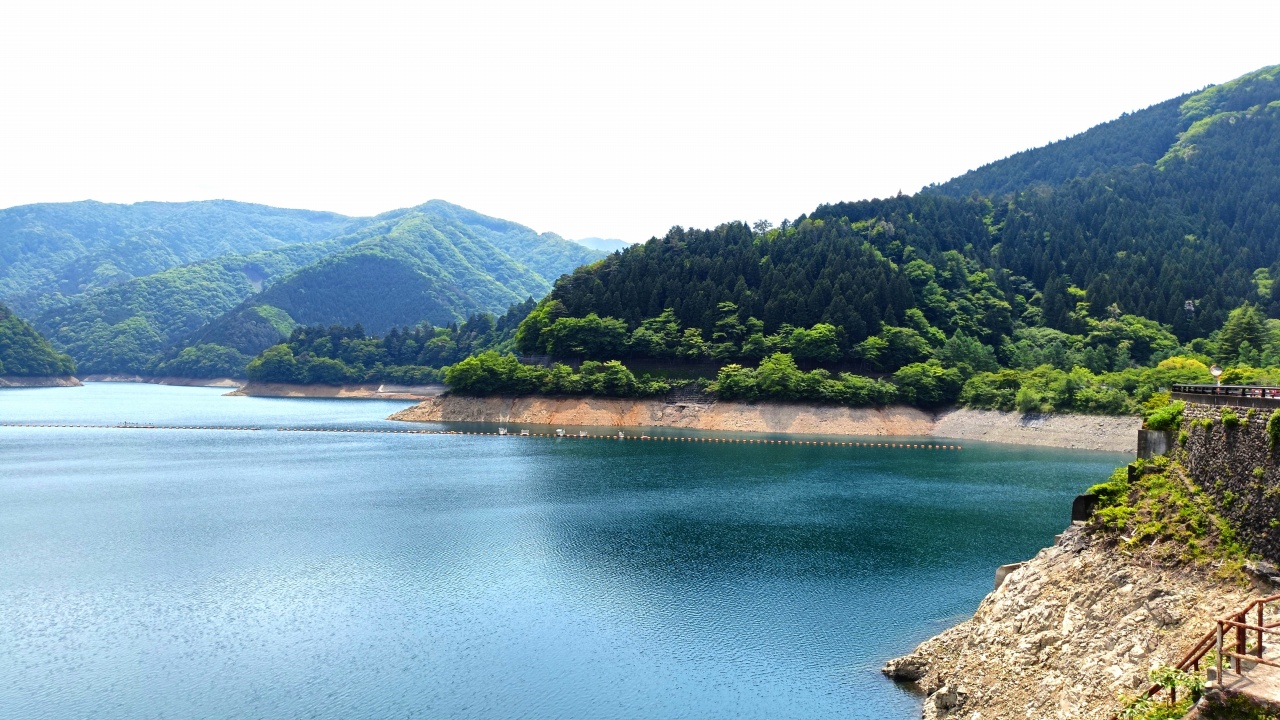 奥多摩湖