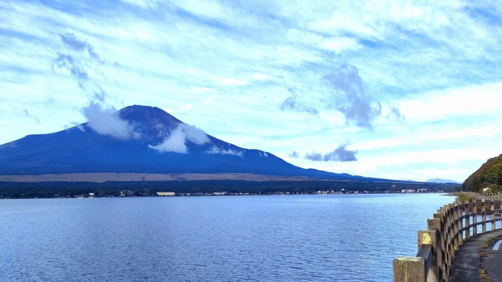 山中湖長池親水公園からの富士山