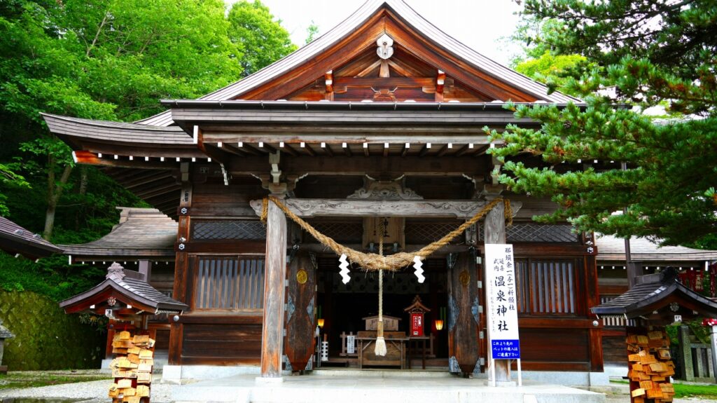 那須温泉神社　拝殿