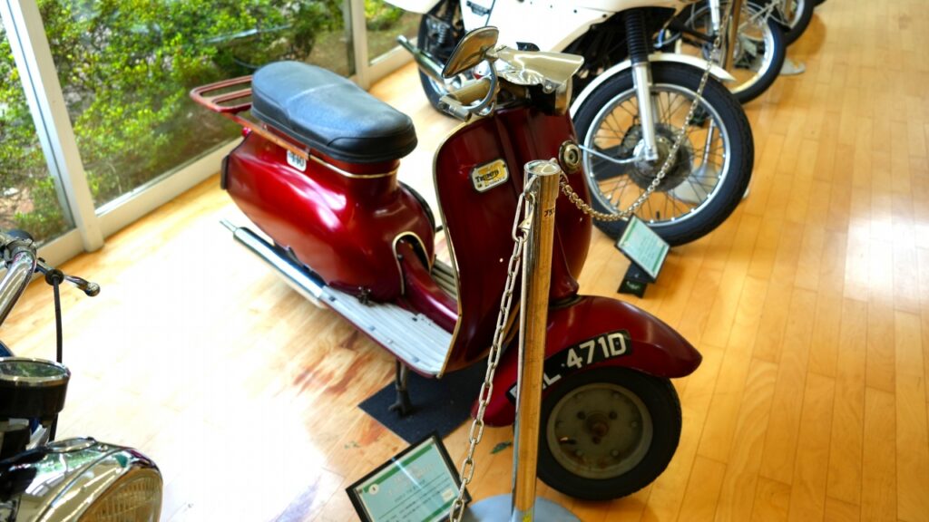 トライアンフ T10 オートマチック 1965年
