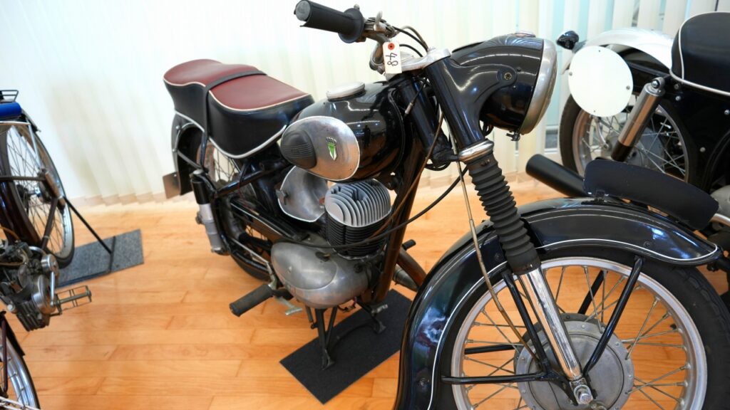 デーカーヴェー RT250 1954年