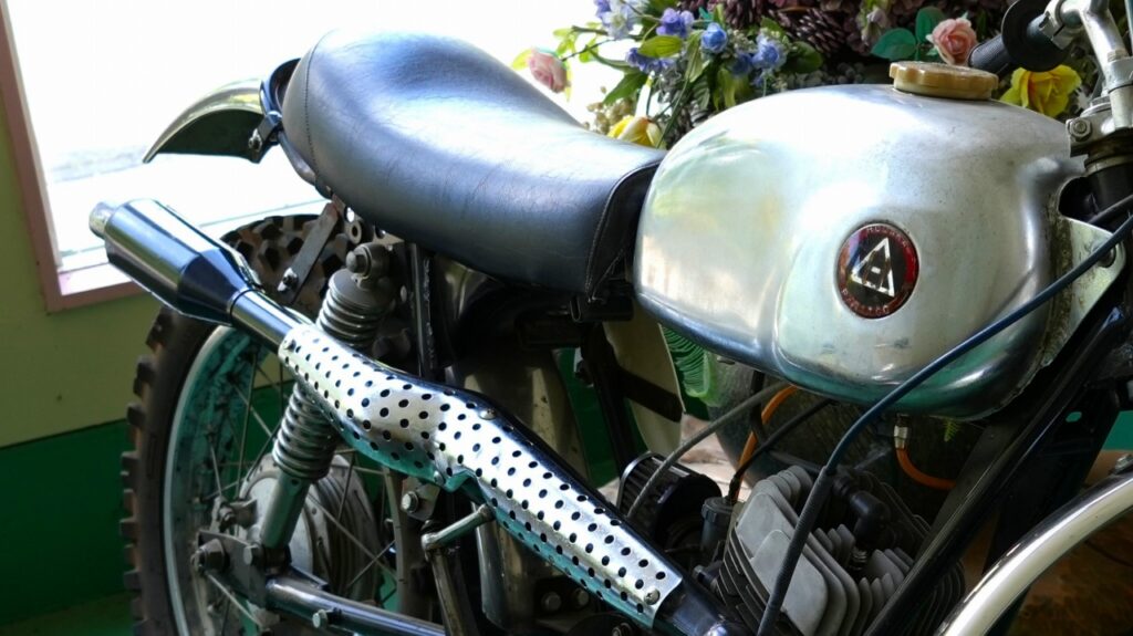 ホダカ　ウオンバット　125cc　1972年