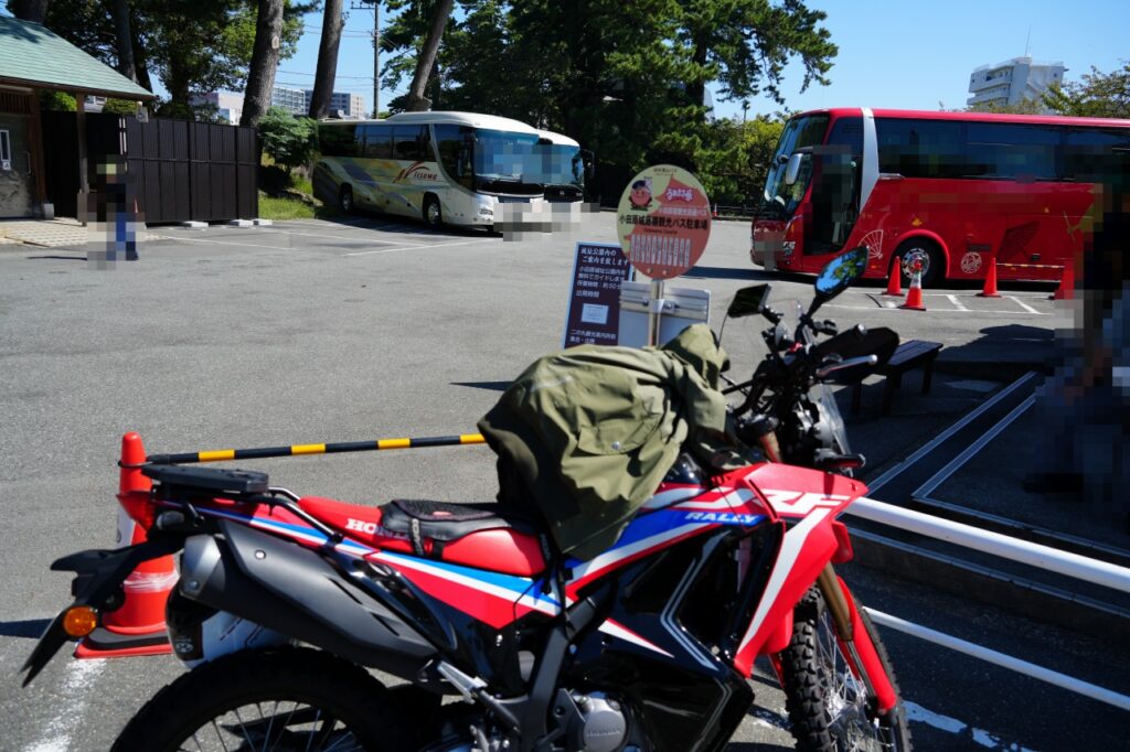 小田原城　南入口　バイク駐車場