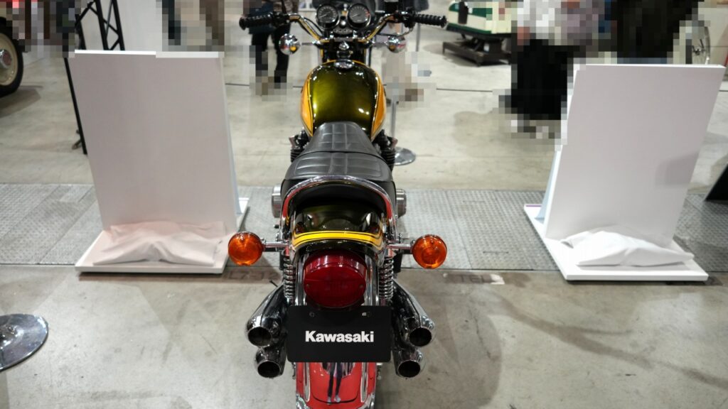 カワサキ 900 スーパー4 (Z1)