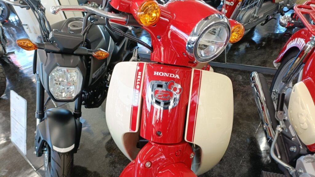 スーパーカブ50・ハローキティ
