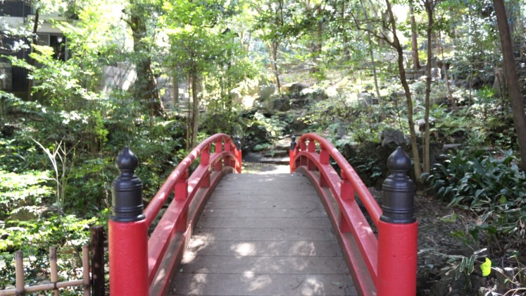 赤坂氷川神社　太鼓橋