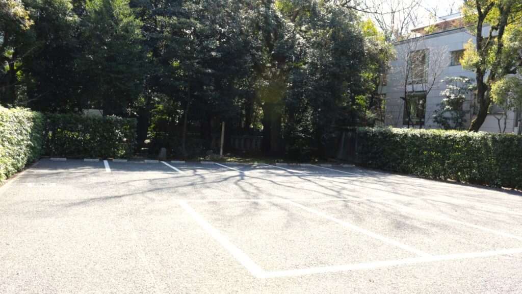 赤坂氷川神社　駐車場